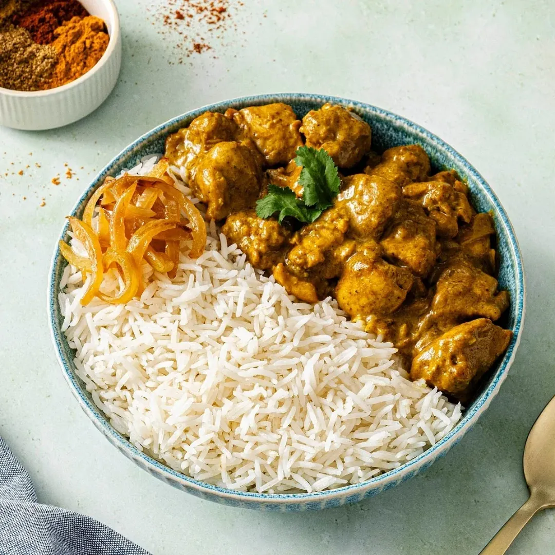 https://d3xhk4vytuuf2.cloudfront.net/Chicken-Korma.webp