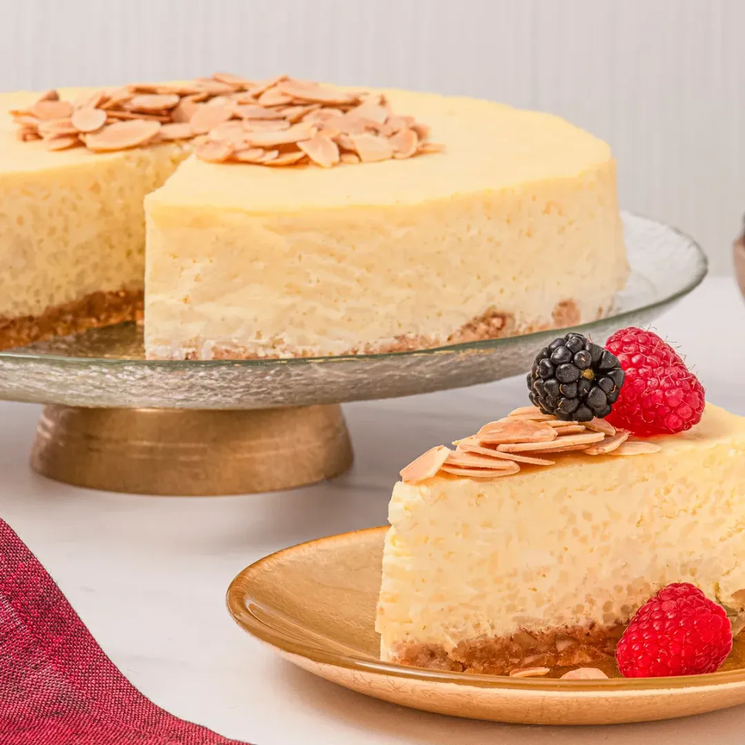 https://d3xhk4vytuuf2.cloudfront.net/Amaretto-Rice-Cheesecake-Recipe.webp