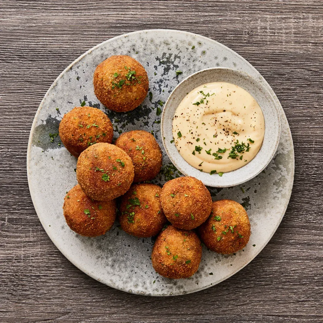 https://d3xhk4vytuuf2.cloudfront.net/Sausage-and-Sage-Arancini.webp
